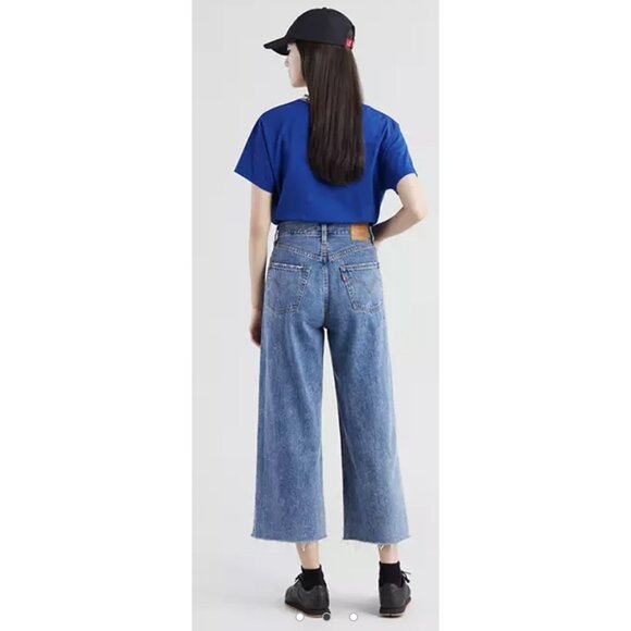 LEVI'S Ribcage Pleated Cropped Wide Leg Jeans in Now and Then Wash - Size US 24 - Picture 2 of 15